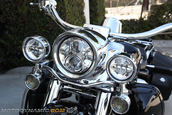 harley street 750 headlight