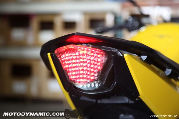 Yamaha FZ6 2004 - 2006 achterlicht achterlamp remlicht FZ6 F - Onderdelen | Yamaha Yamaha FZ6 2004 - 2006 achterlicht achterlamp remlicht FZ6 F - Onderdelen | Yamaha